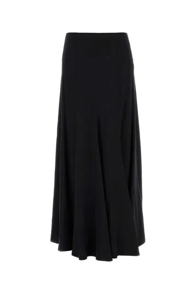 Chloé Women Fluid Silk Maxi Skirt In Black