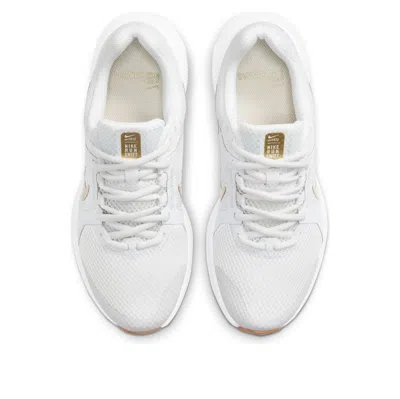 Nike (wmns)  Run Swift 2 'platinum Metallic Gold' In Multi