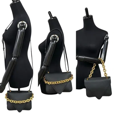 Pre-owned Bottega Veneta Black Leather Handbag Shoulder Bag ()