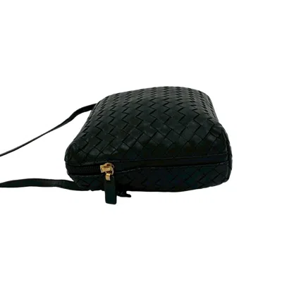Pre-owned Bottega Veneta Black Leather Pochette Shoulder Bag ()