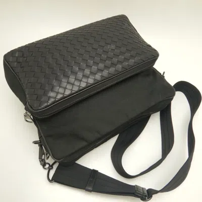 Pre-owned Bottega Veneta Black Leather Shoulder Bag ()