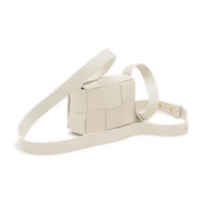 Pre-owned Bottega Veneta White Leather Shoulder Bag ()