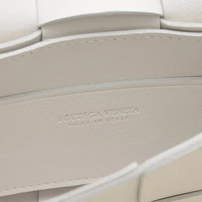 Pre-owned Bottega Veneta White Leather Shoulder Bag ()