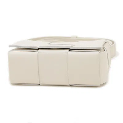 Pre-owned Bottega Veneta White Leather Shoulder Bag ()