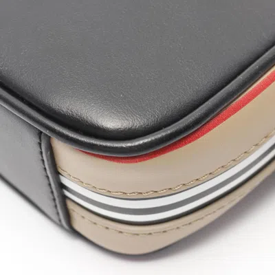 Pre-owned Burberry Beige Black Red Color Leather Shoulder Bag ()