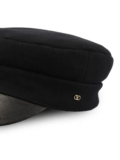 Valentino Garavani Vlogo Signature Wool Cap With Leather Visor In Black