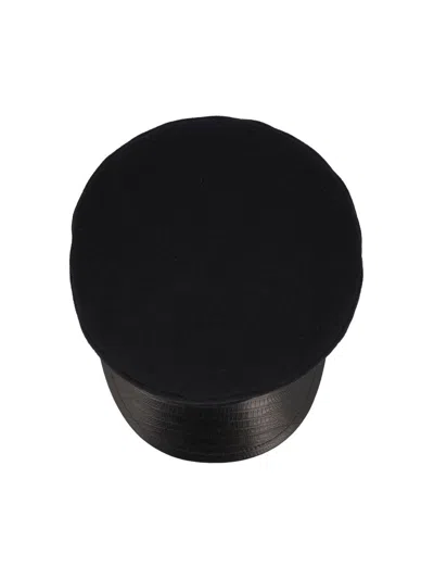 Valentino Garavani Vlogo Signature Wool Cap With Leather Visor In Black