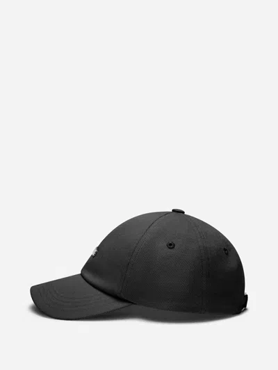 Jacquemus Gadjo Baseball Cap With Logo Plaque In Black