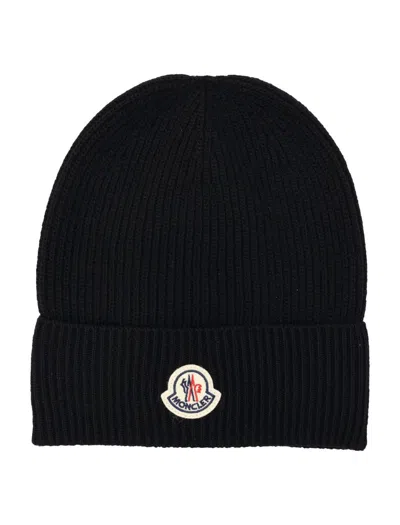 Moncler Wool And Cashmere Beanie In Navy Blue In Black