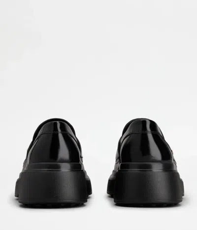 Tod's Flat Shoes In Black