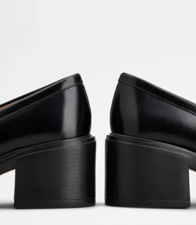 Tod's Scarpa Donna Sotto Cav.tomaia Pelle F.do Gomma In Black