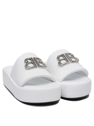 Balenciaga Rise Flatform Leather Slides In White