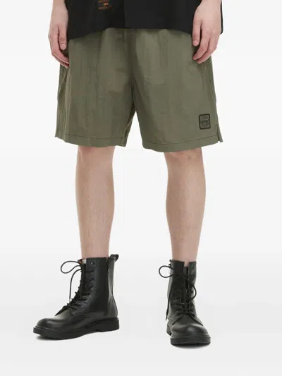 Alpha Industries Logo-patch Shorts In Green