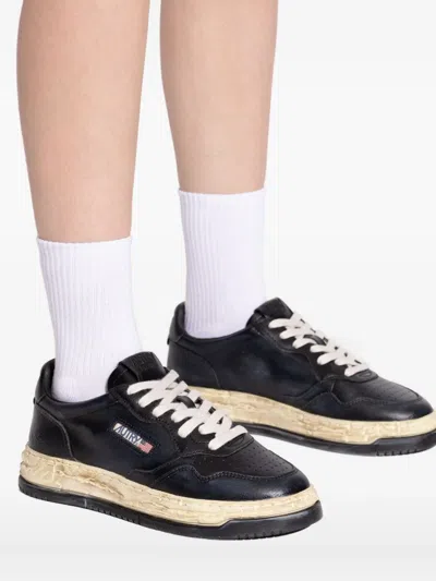 Autry Supvint Low X Mihara Yasuhiro Sneakers In Black