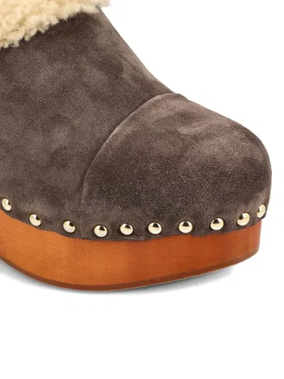 Chloé Jeannette Shearling-trimmed Suede Wedge Clogs In Brown