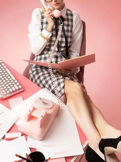 Cara Cara Check-pattern Sleeveless Top In Black