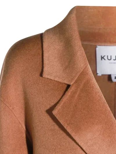 双排扣羊毛大衣