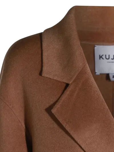 双排扣羊毛大衣