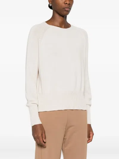 插肩式衣袖罗纹下摆毛衣