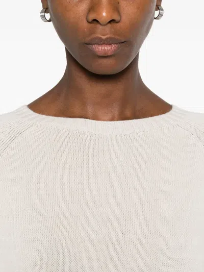 插肩式衣袖罗纹下摆毛衣