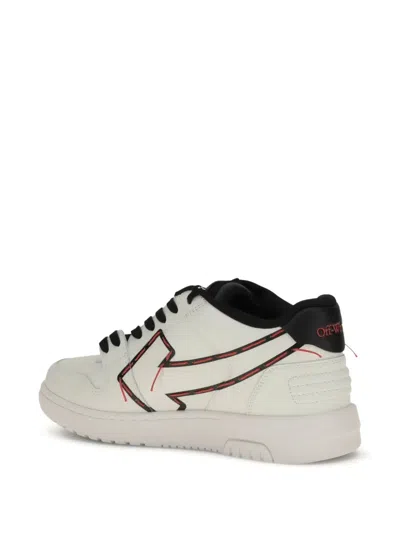 ARROW 箭头图案板鞋