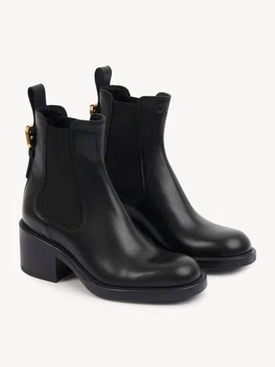 Chloé Dakota Buckled Leather Ankle Boots In Black