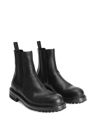 Dolce & Gabbana Chunky Sole Round Toe Ankle Boots In Black
