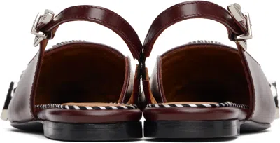 Toga バーガンディ Metal ベルト フラットシューズ In Brown