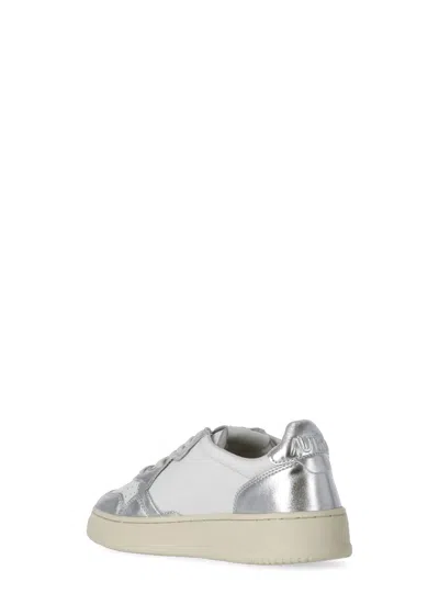 Autry Medalist Low Two-tone Sneakers In White And Metallic Silver Leather In Silver