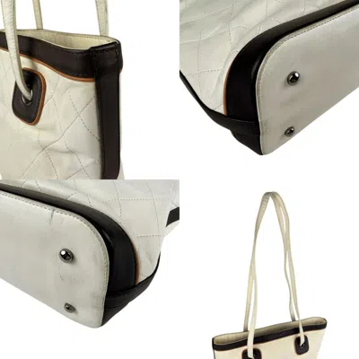 Pre-owned Chanel Brown Ivory Leather Shoulder Bag ()