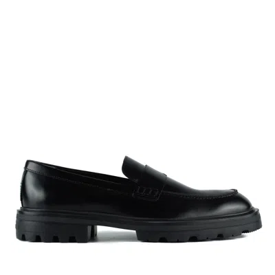 Hogan Leather Loafers With Chunky Sole And Glossy Finish In Black