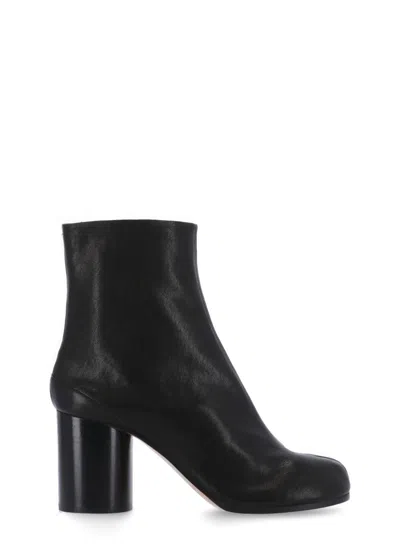 Maison Margiela Ankle Boots In Premium Sheepskin Leather With Unique Toe Design And Chunky Heel In Black