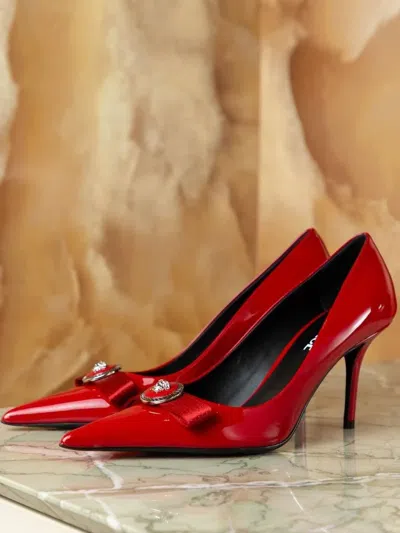 蝴蝶结缀饰尖头高跟鞋（9厘米）