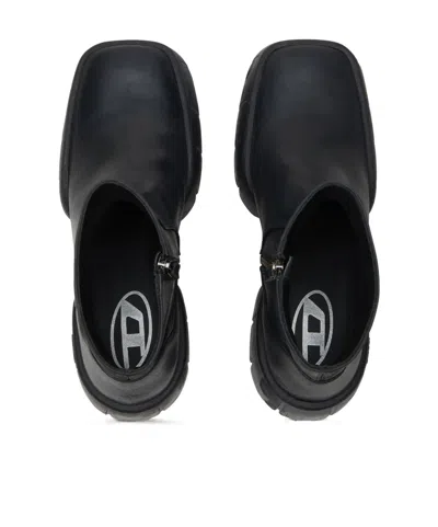 Diesel D-tex-oiled Leather Ankle Boots With Split Sole In Black