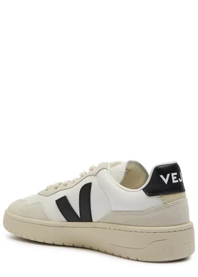 Veja V-90 Trainers, Size 7 In Multi