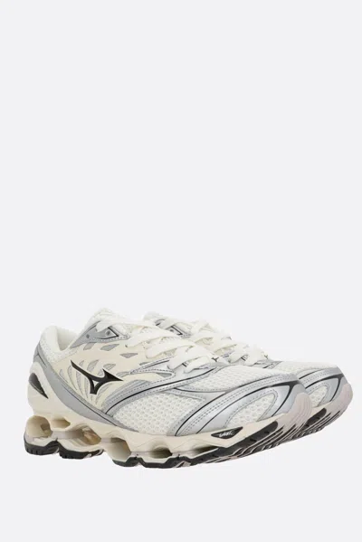 Mizuno Urban Performance Running Inspired Sneakers In White