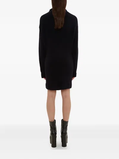 不对称高领毛衣式连衣裙