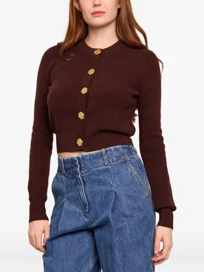 玫瑰金色纽扣开衫