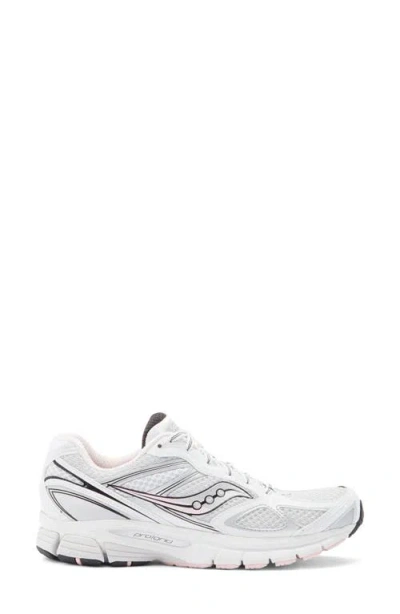 Saucony Gender Inclusive Progrid Guide 7 Sneaker In Multi