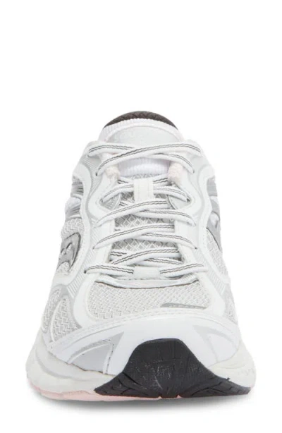 Saucony Gender Inclusive Progrid Guide 7 Sneaker In Multi