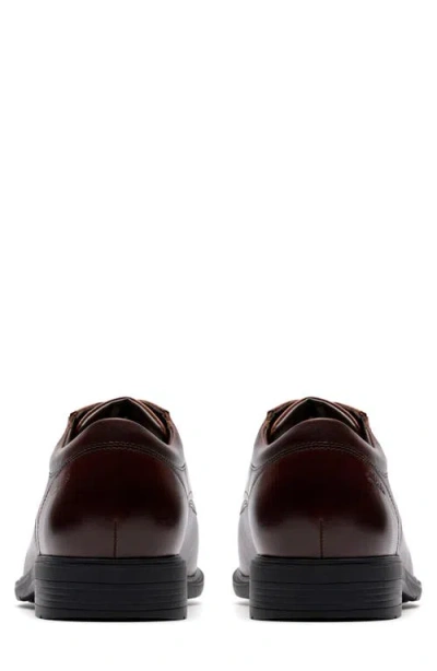 Clarks Eldredge Plain In Brown