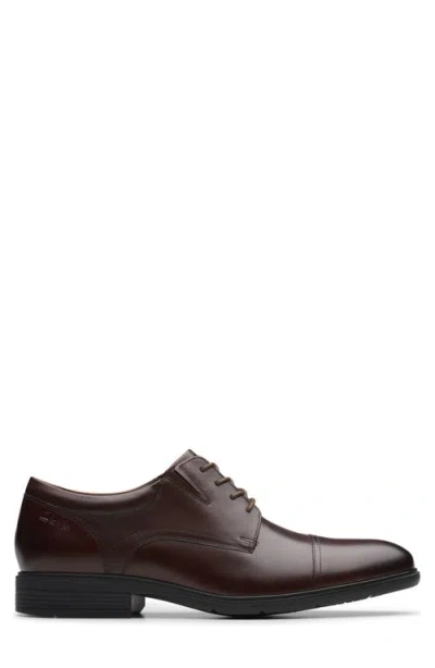 Clarks Eldredge Plain In Brown