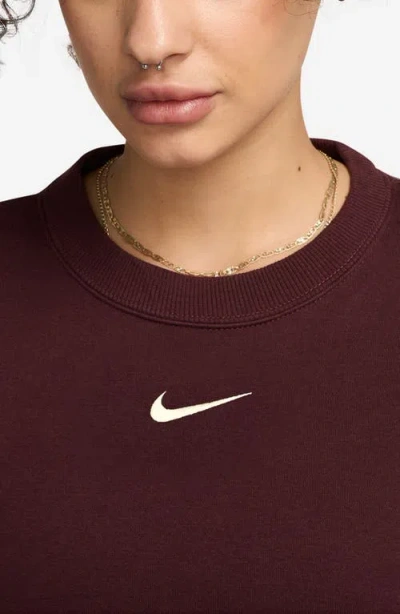 Nike Phoenix Fleece Oversize Crewneck Sweatshirt In Burgundy