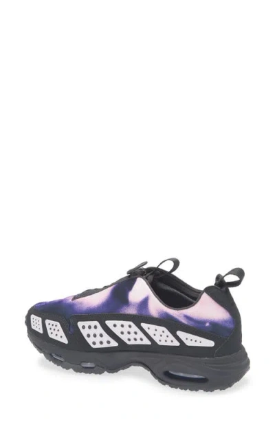 Nike Air Max Sndr Logo-print Sneakers In Black