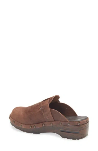 Chocolat Blu Yullia Clog In Brown