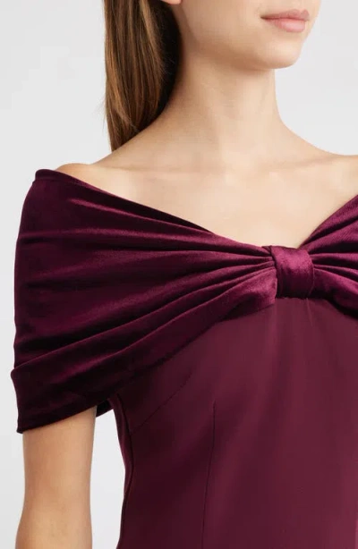 Sonya Moda Belluno Off The Shoulder Column Gown In Red