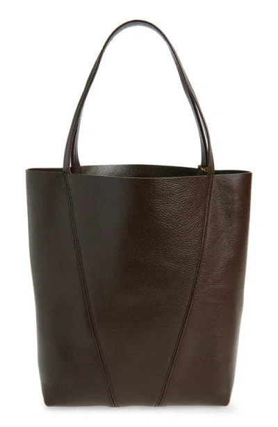 Chloé Small Leather Tote Bag Charm In Brown