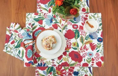 Carol & Frank Bella Winter Table Runner 13" X 72" In Red