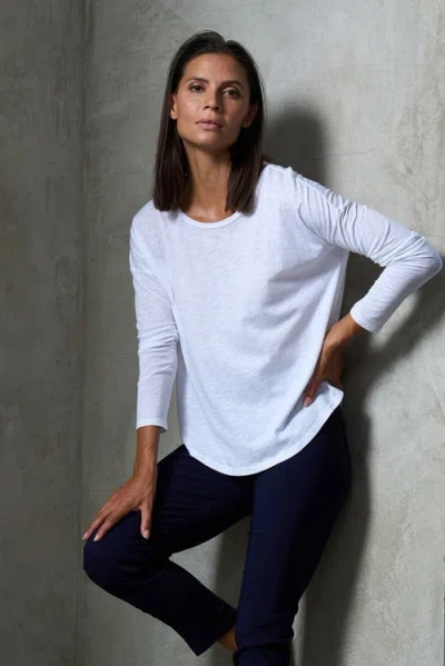 Franne Golde Slub Jersey Relaxed Long Sleeve Tee In White