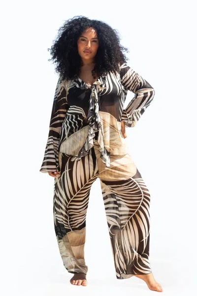 Fashion-szn Curve Curve Tonal Palm Print Ruffle Resort Top In Black